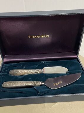 TIFFANY & CO. 1990s STERLING SILVER CHEESE KNIFE & SPREAD KNIFE 2 PIECE SET